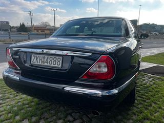 Jaguar XJ8 2005-thumb-4