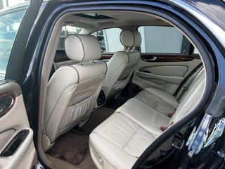 Jaguar XJ8 2005-thumb-5