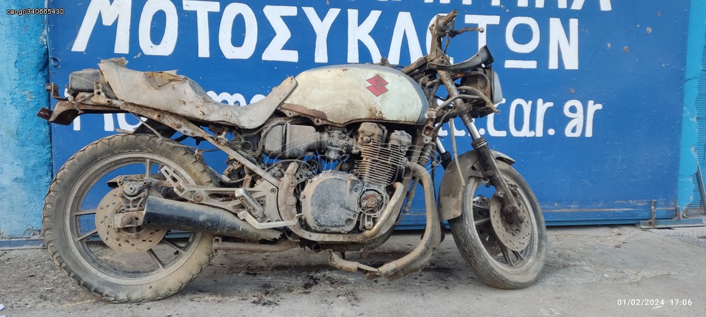Suzuki gsx 550 400 gn71d n702 κινητηρας ζαντες αναρτησεις ζαντες καρμπυρατερ πιρουνι δισκοπλακες μαρσπιε σελα πλεξουδα δαγκανες