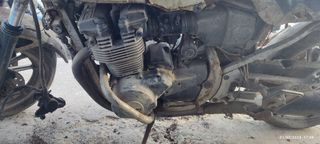 Suzuki gsx 550 400 gn71d n702 κινητηρας ζαντες αναρτησεις ζαντες καρμπυρατερ πιρουνι δισκοπλακες μαρσπιε σελα πλεξουδα δαγκανες-thumb-10
