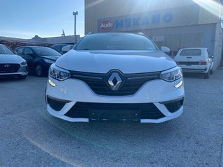 Renault Megane 2019-thumb-1