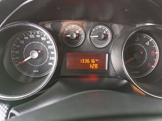 Fiat Bravo 2009-thumb-11