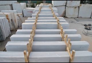 Μαρμαρα Καβάλας Πλάκες σκαλες ειδικα  τεμάχια-thumb-7