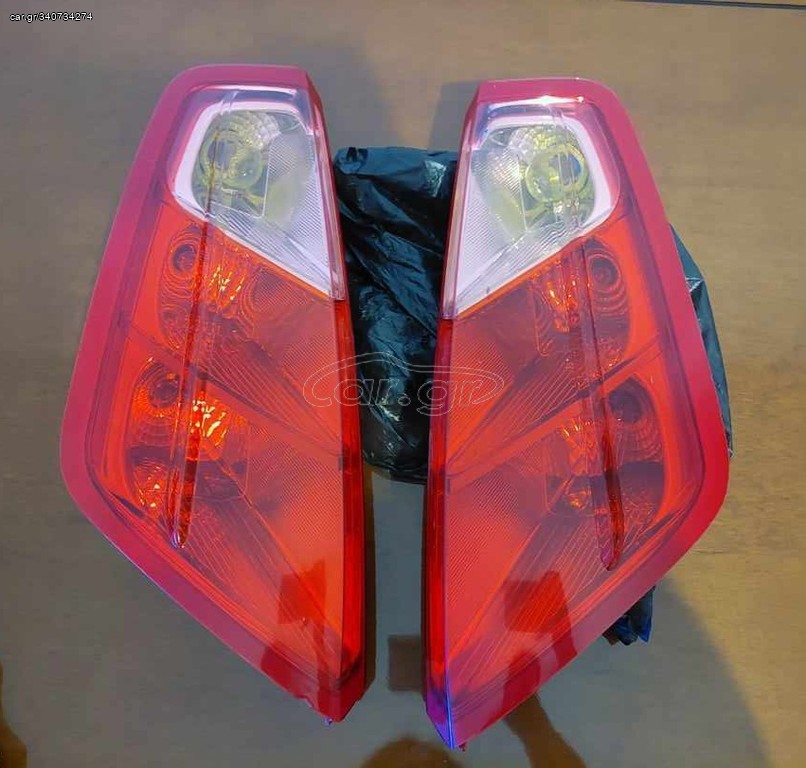 Φαναρια πισινά fiat punto