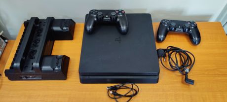 SONY PS4 Slim 1TB + 2 Sony Dual shock +βάση ψύξης DOBE+6 games