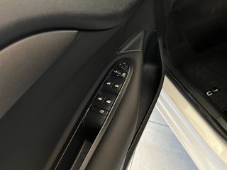 Citroen C4 2016 BlueHDi 120 Start-Stop Selection-Automatik-Navi-thumb-8