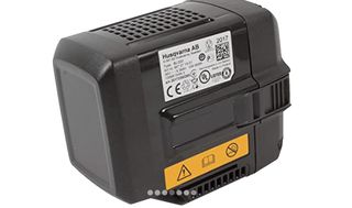 Μπαταρία Husqvarna BLi 300 36V 9Ah-thumb-2