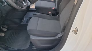 Opel Combo 2019 1.5CDTI-thumb-15