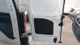 Opel Combo 2019 1.5CDTI-thumb-10