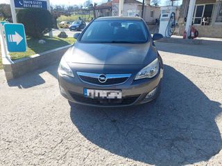 Opel Astra '11