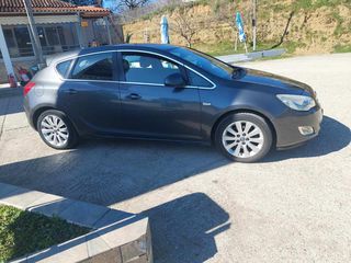 Opel Astra '11