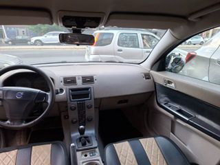 Volvo S40 2005-thumb-3