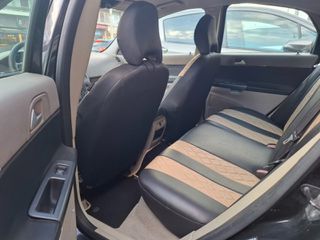 Volvo S40 2005-thumb-5