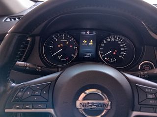 Nissan X-Trail 2018 gt-thumb-8