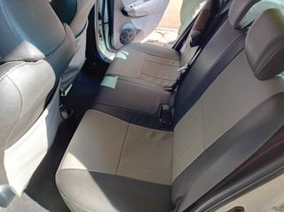 Toyota Yaris 2012-thumb-3