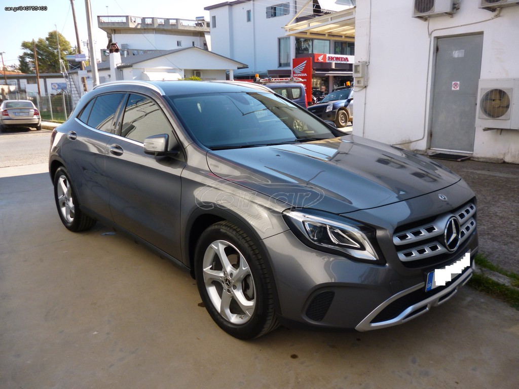 Mercedes-Benz GLA 200 2019 7G-DCT