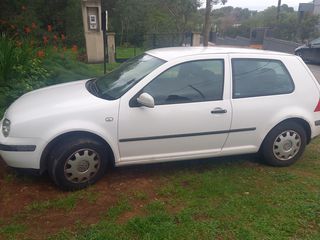 Volkswagen Golf 2001-thumb-2