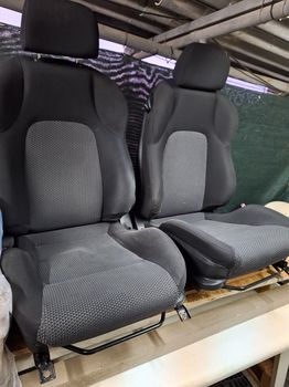 Πωλούνται καθίσματα οδηγού & συνοδηγού Hyundai Coupe '04 ΧΩΡΙΣ SRS