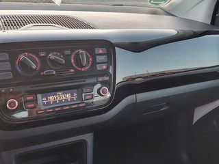Volkswagen Up 2016-thumb-21