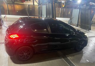 Peugeot 208 '15 Full extra 