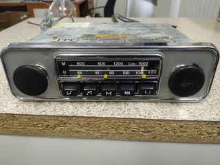 Antique radio-thumb-5