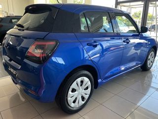 Suzuki Swift 2026 1,2 2WD M/T HYBRID GL-thumb-2