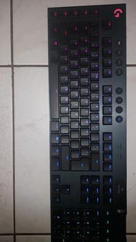 Logitech G915