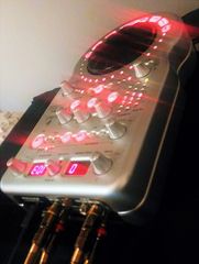 Behringer Effects Sampler DJ Console Controller-thumb-5