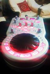 Behringer Effects Sampler DJ Console Controller-thumb-6