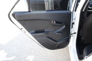 Kia Picanto 2014-thumb-5