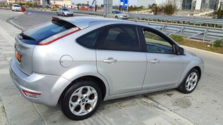 Ford Focus 2010-thumb-49