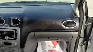 Ford Focus 2010-thumb-14