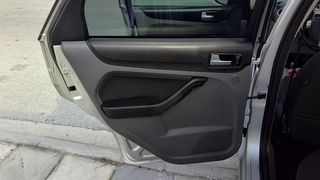 Ford Focus 2010-thumb-27