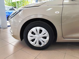 Suzuki Swift 2026 1.2 GL HYBRID-thumb-9