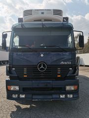 Mercedes-Benz '00 2528