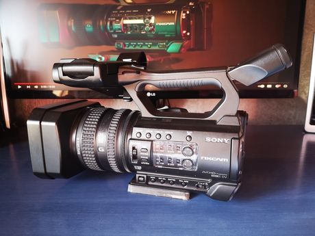 βιντεοκάμερα Sony NX-100 HD