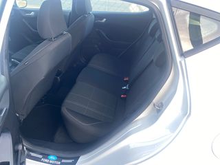 Ford Fiesta 2019-thumb-30