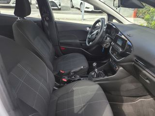 Ford Fiesta 2019-thumb-46