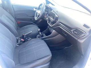 Ford Fiesta 2019-thumb-17