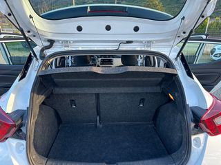 Nissan Micra 2018-thumb-31