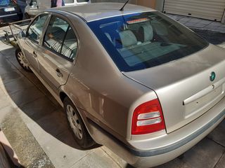 Skoda Octavia 2006-thumb-1