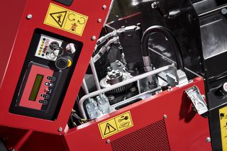 Κλαδοτεμαχιστές Linddana TP 2026 215 Mobile Diesel Θρυμματιστης 215mm 59hp-thumb-10