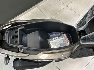 Kymco Sky Town 125 2026 SKY TOWN 125-thumb-9