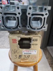 ΚΥΛΙΝΔΡΟΣ YAMAHA WAVERUNNER XL700        62T-11311-00-8S