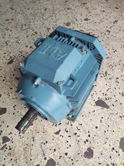 Μοτέρ 3kw. 4hp 950 Στροφές B3 400 volt -thumb-2