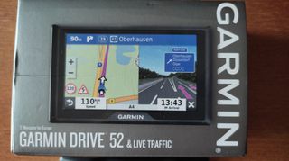 Πλοηγός Garmin Drive 52 & Live Traffic