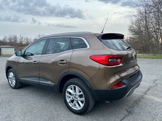 Renault Kadjar 2016 1,6 4x4 TURBO DIESEL 131HP NAVI CRUISE KEYLESS BOSE FULL LED-thumb-3