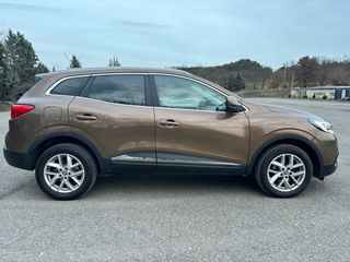 Renault Kadjar 2016 1,6 4x4 TURBO DIESEL 131HP NAVI CRUISE KEYLESS BOSE FULL LED-thumb-6