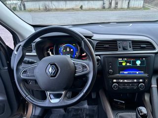 Renault Kadjar 2016 1,6 4x4 TURBO DIESEL 131HP NAVI CRUISE KEYLESS BOSE FULL LED-thumb-12