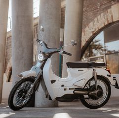 Motron Cubertino 2025 Ηλεκτρικό Scooter Motron Cubertino